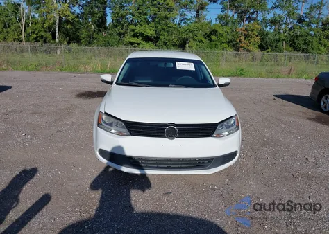 2014 Volkswagen Jetta 1.8T Se from USA, damaged, VIN 3VWD17AJ5EM265481